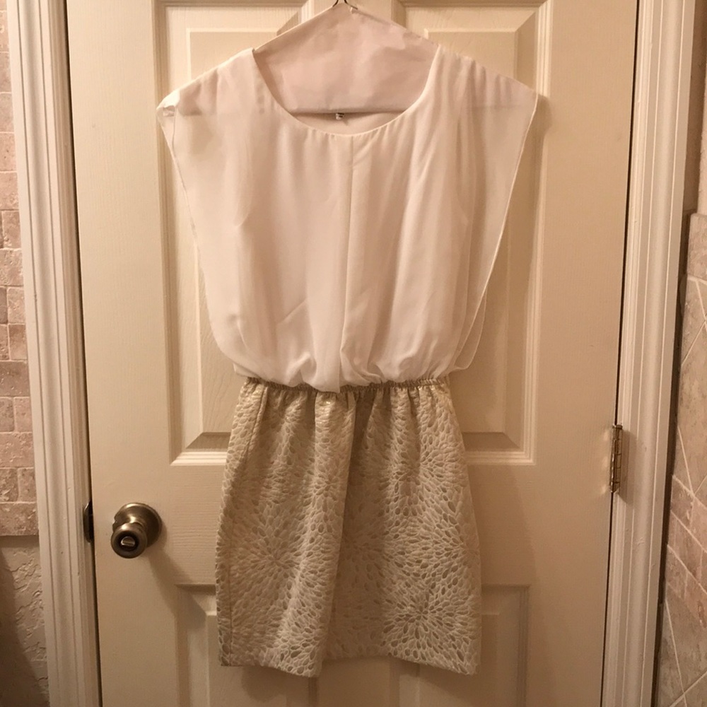New Cocktail dress white and gold size S
